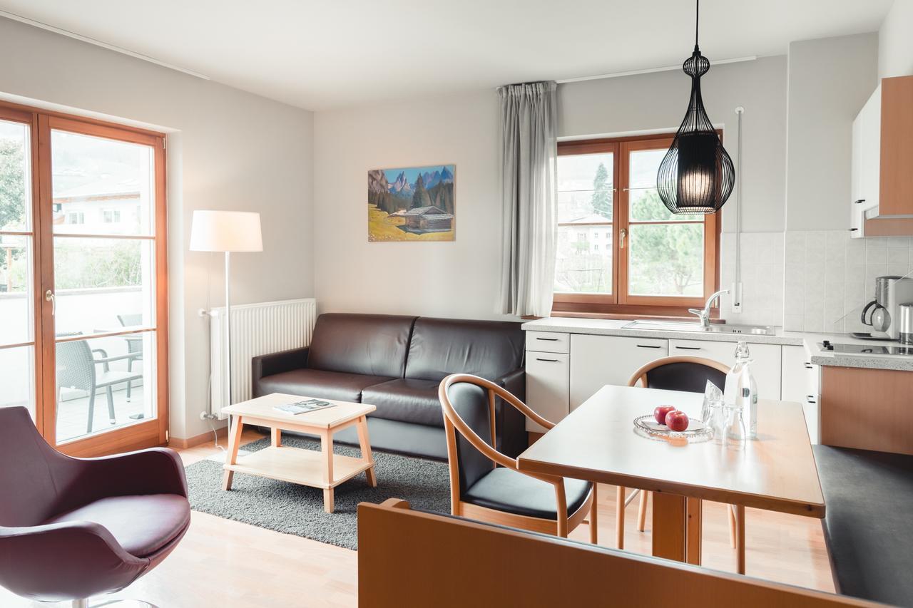 Hotel Tiefenbrunn Gardensuites & Breakfast ラナ エクステリア 写真