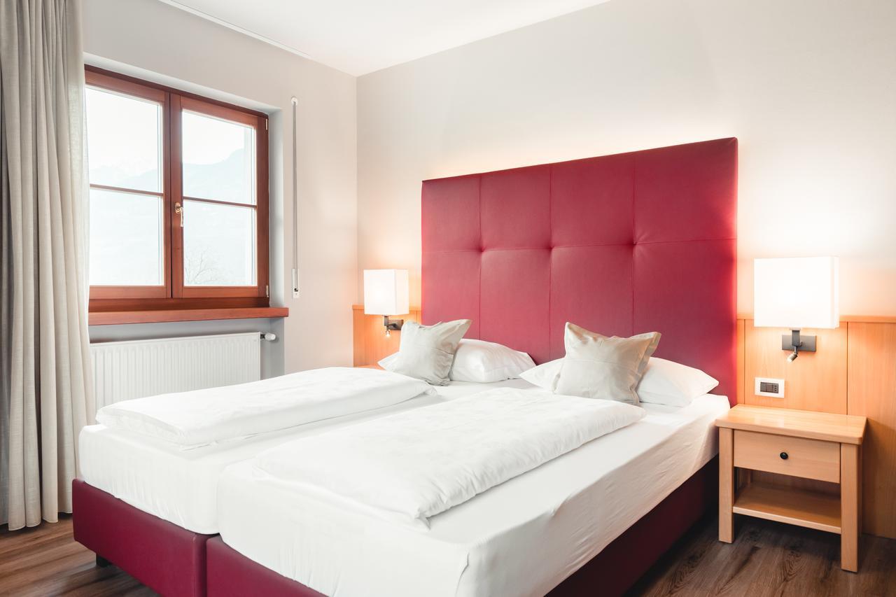 Hotel Tiefenbrunn Gardensuites & Breakfast ラナ エクステリア 写真